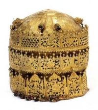 Ethiopian 18-carat gold crown stolen by britsh troops in 1868